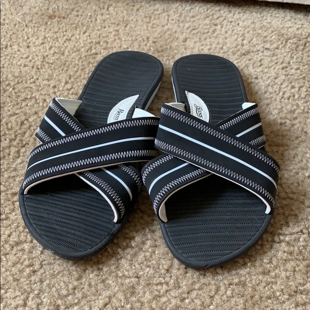 Bass Sandals